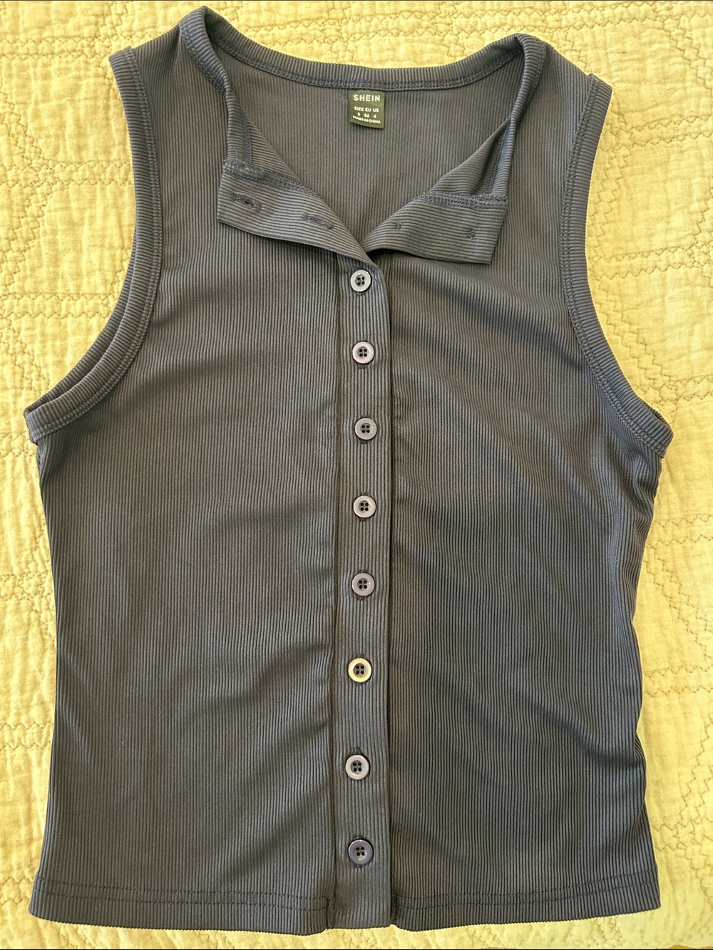SHEIN Charcoal Ribbed Button-Up Tank